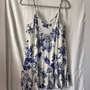 Garden Bloom Blue and White Floral Print Ruffled Shift Dress